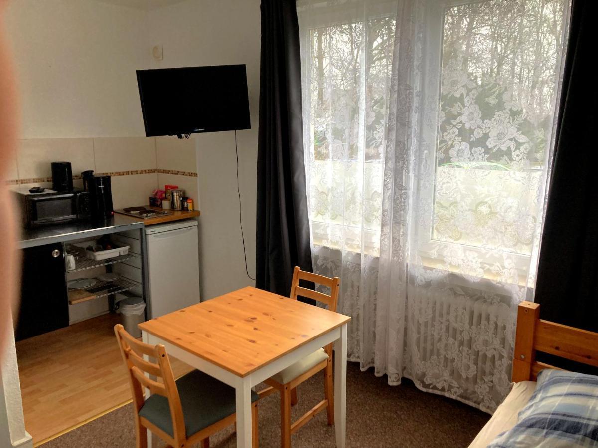 Mini Apartment ออสแทร์โฮลซ์-ชาร์มเบค ภายนอก รูปภาพ